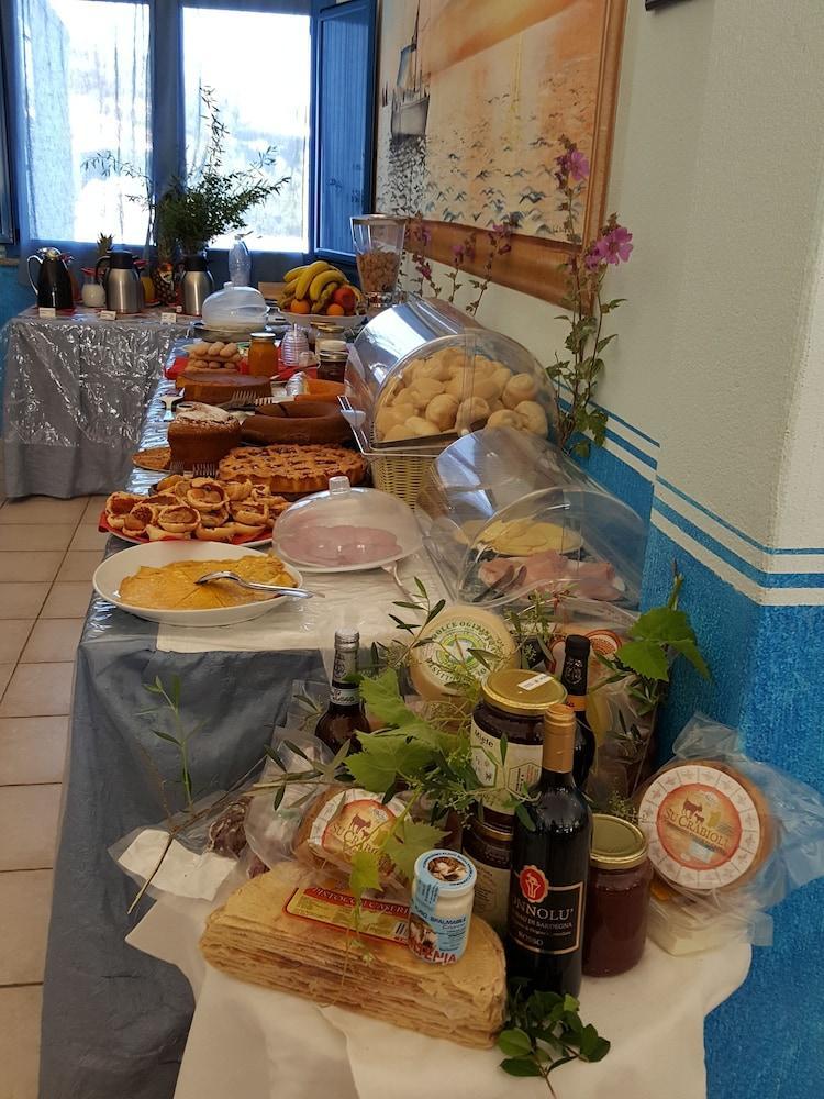 Hotel Baia Cea Bari Sardo Zewnętrze zdjęcie
