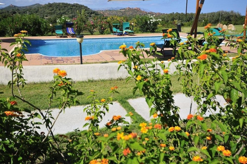 Hotel Baia Cea Bari Sardo Zewnętrze zdjęcie