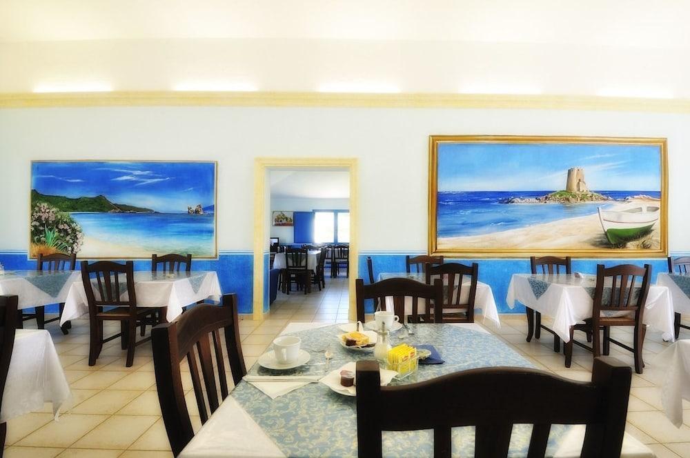 Hotel Baia Cea Bari Sardo Zewnętrze zdjęcie