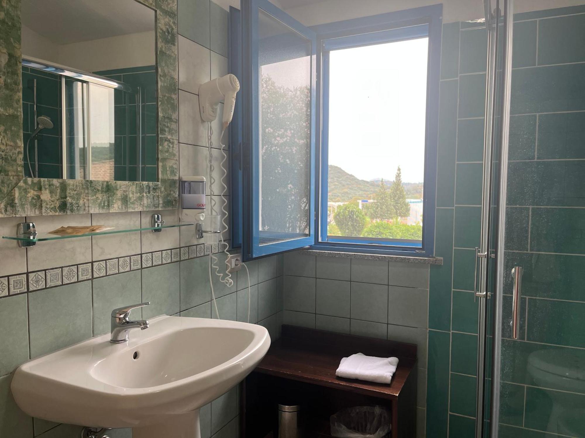 Hotel Baia Cea Bari Sardo Zewnętrze zdjęcie