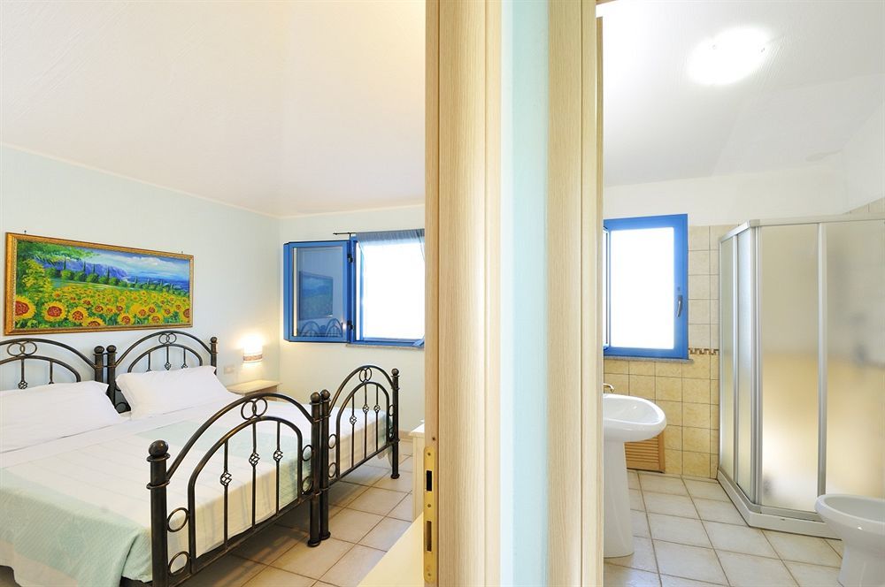 Hotel Baia Cea Bari Sardo Zewnętrze zdjęcie
